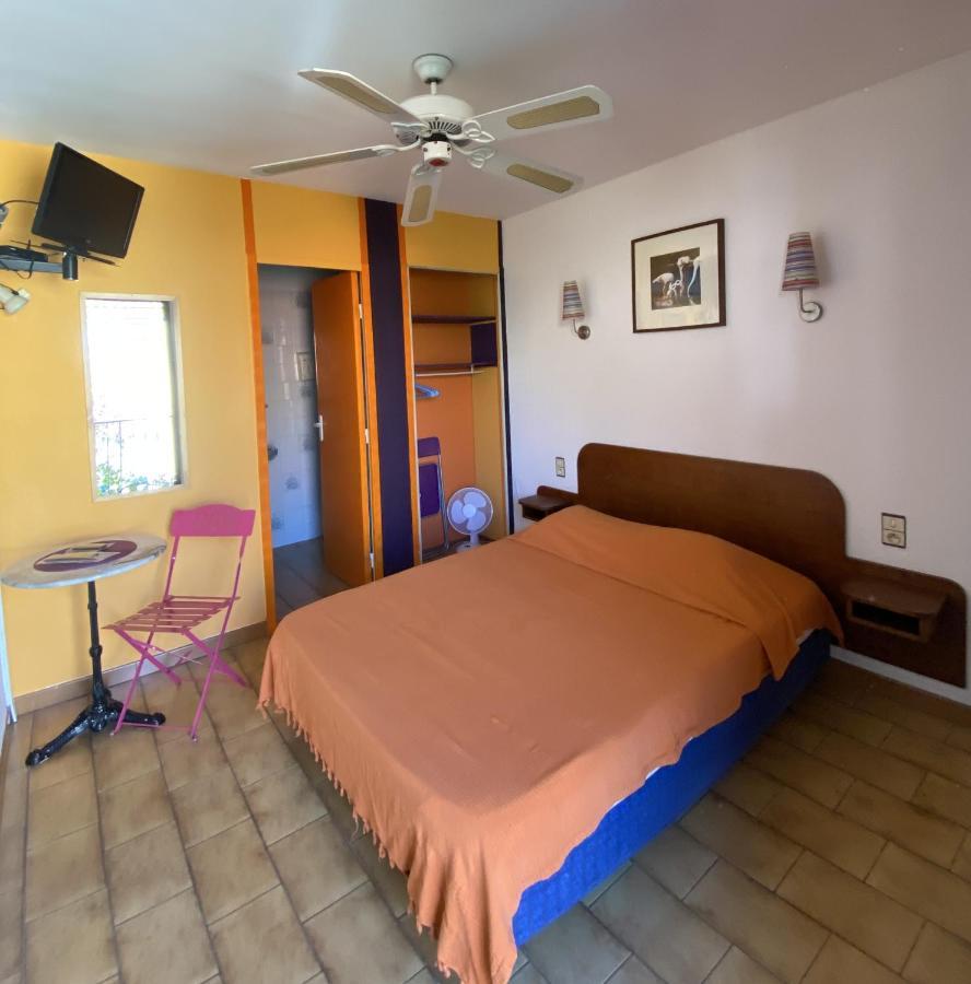 Cit'Hotel Hotel Las Cigalas Villeneuve-lès-Béziers Esterno foto