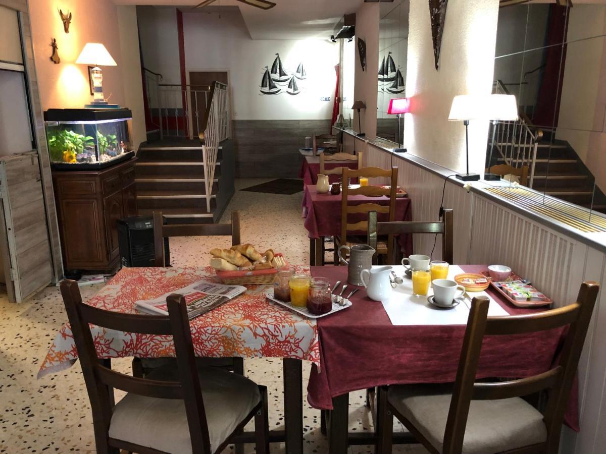 Cit'Hotel Hotel Las Cigalas Villeneuve-lès-Béziers Esterno foto