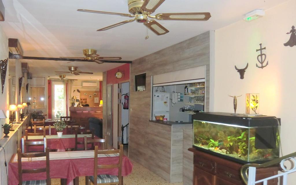 Cit'Hotel Hotel Las Cigalas Villeneuve-lès-Béziers Esterno foto